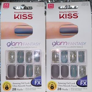 Kiss Glam Fantasy Press-On nails.
